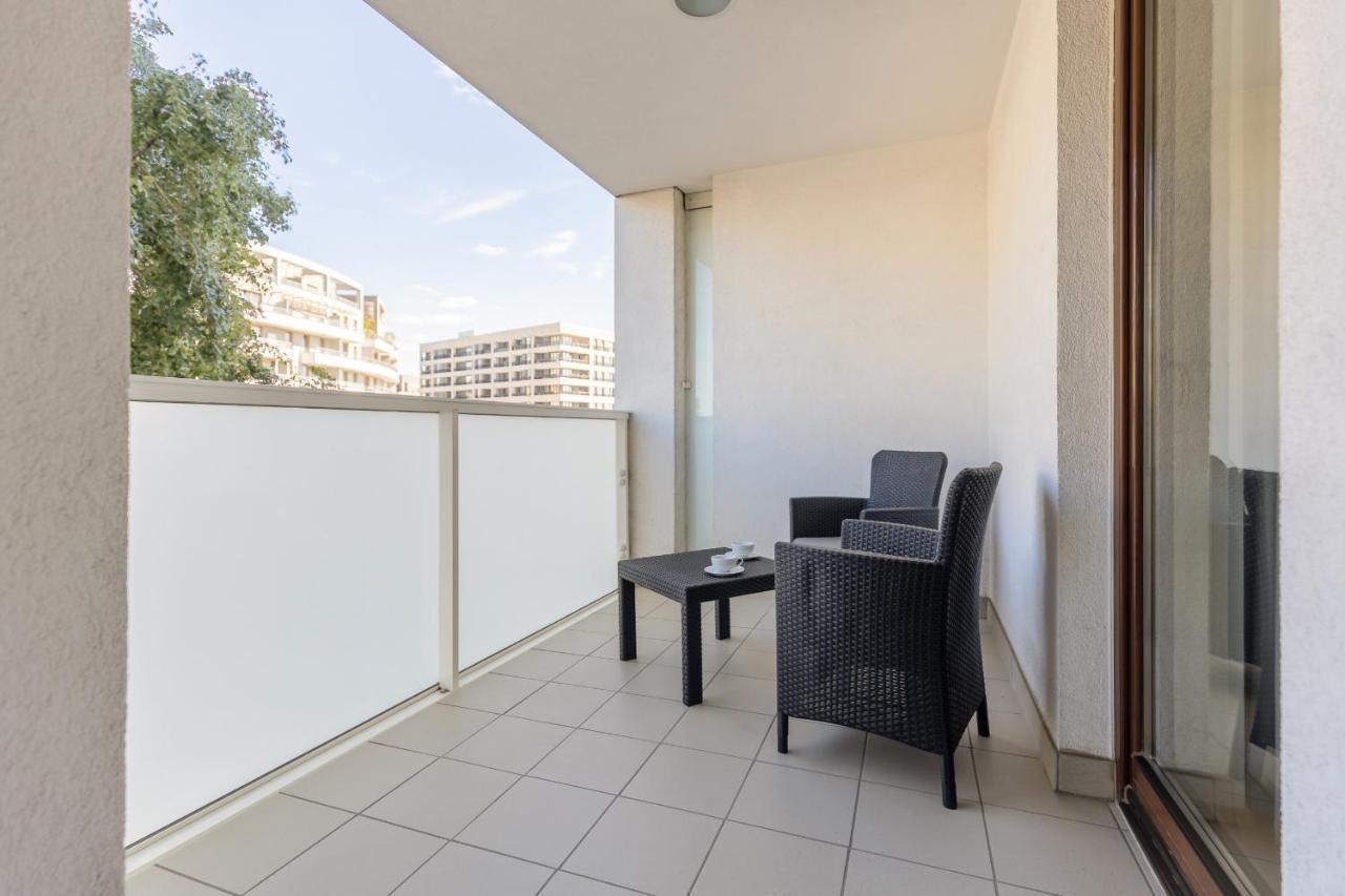 Osiedle Intenso Warszawa Wola By Noclegi Renters Exterior photo